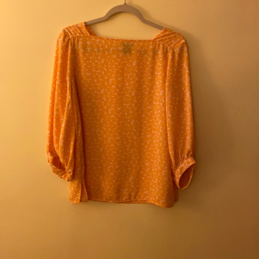 Fun yellow blouse